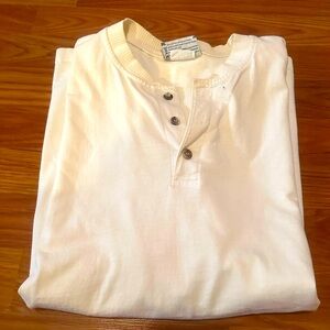 Men’s casual shirt. Off-white/cream. Size XL